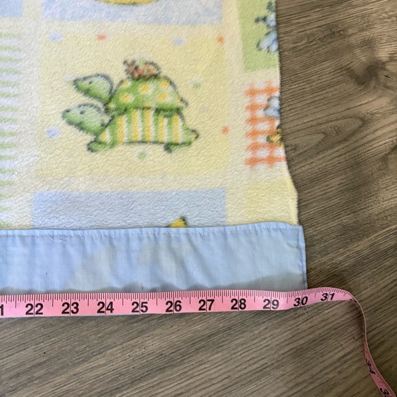 Vtg Noah's Ark Baby Travel Blanket Handmade Blue Yellow Pink Fleece 30”x53.5” - Picture 5 of 8